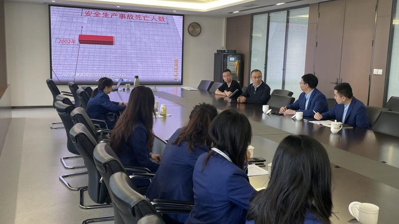 揭秘成都管理培训市场：厂家直销背后的真相